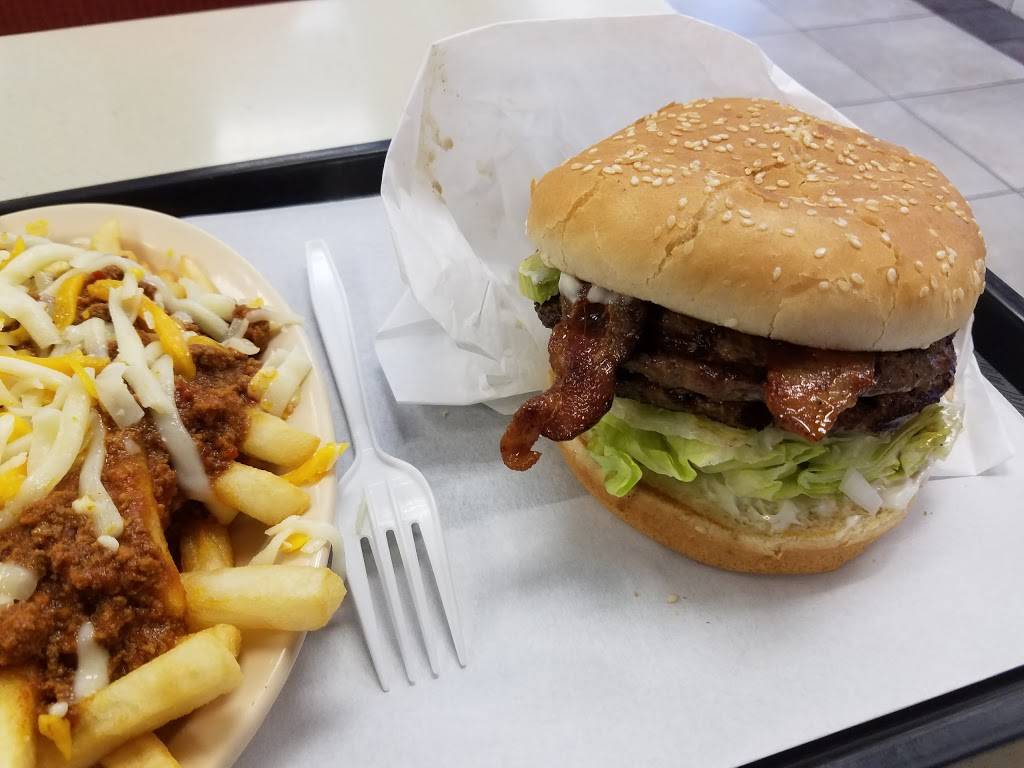 Titan Burgers | restaurant | 2240 S Haven Ave, Ontario, CA 91761, USA | 9099477273 OR +1 909-947-7273