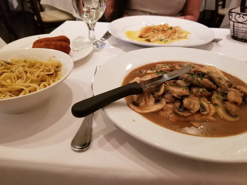 Armondos | restaurant | 7316 Northern Blvd, Jackson Heights, NY 11372, USA | 7188980113 OR +1 718-898-0113