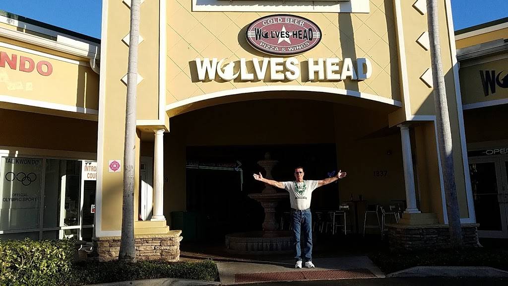 Wolves Head Pizza & Wings | restaurant | 1837 Lakewood Ranch Blvd, Bradenton, FL 34211, USA | 9412514028 OR +1 941-251-4028