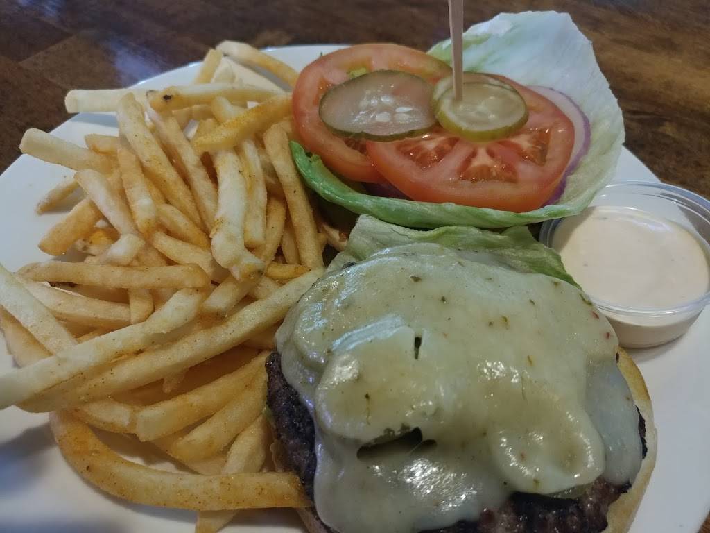 Irinas Bar and Grill | restaurant | 3375 Mission Ave J, Oceanside, CA 92058, USA | 7604335086 OR +1 760-433-5086