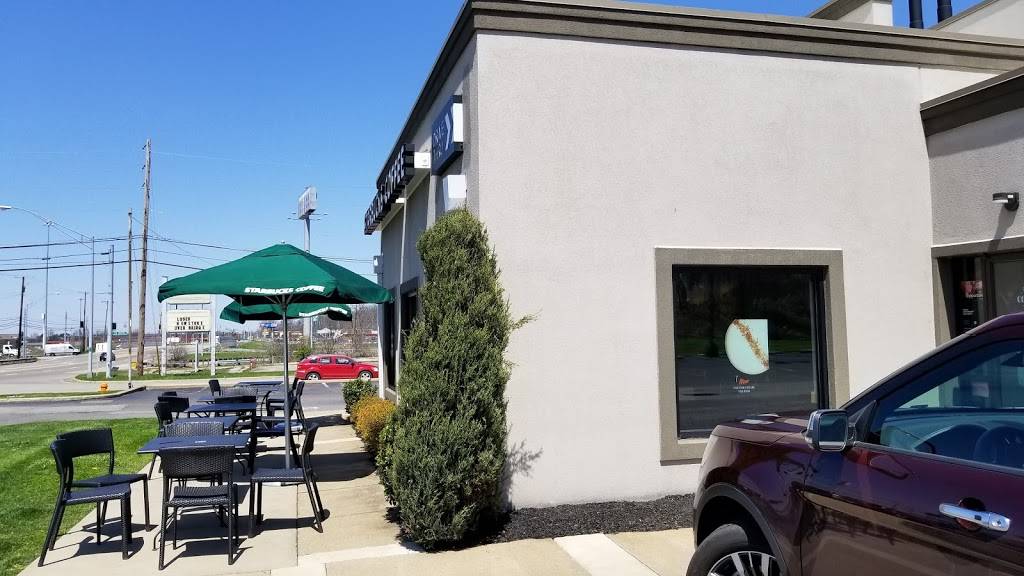 Starbucks | cafe | 851 N Canfield Niles Rd, Austintown, OH 44515, USA | 3305441431 OR +1 330-544-1431