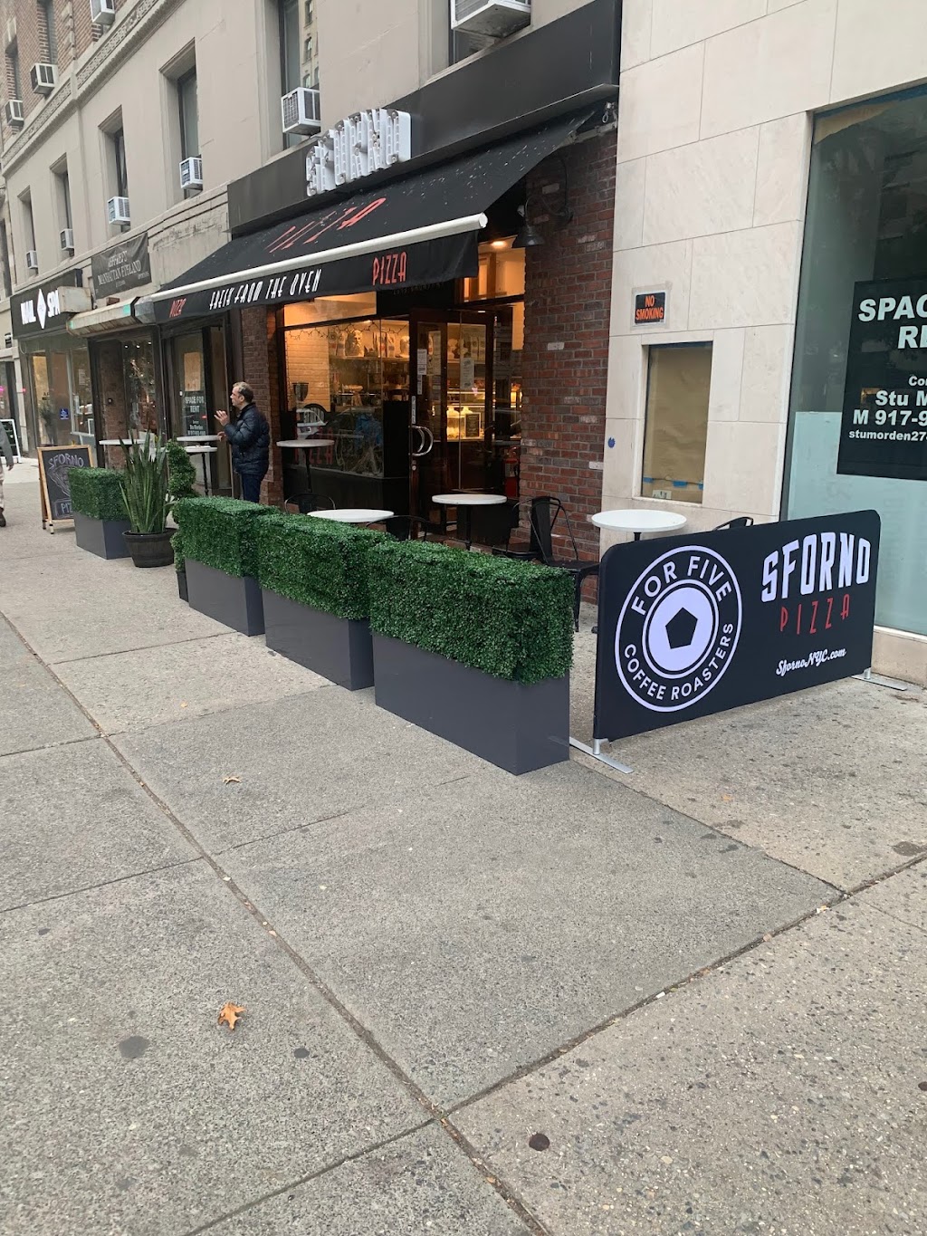 Sforno Pizza & Cafe | cafe | 2393 Broadway, New York, NY 10024, USA | 6465901269 OR +1 646-590-1269