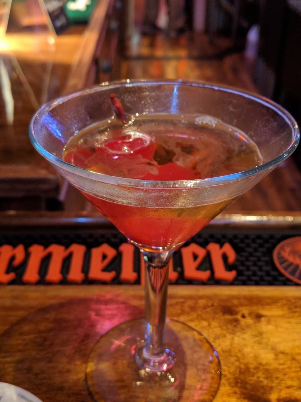 Brickhouse | restaurant | 107 N Buxton St, Indianola, IA 50125, USA | 5159625025 OR +1 515-962-5025