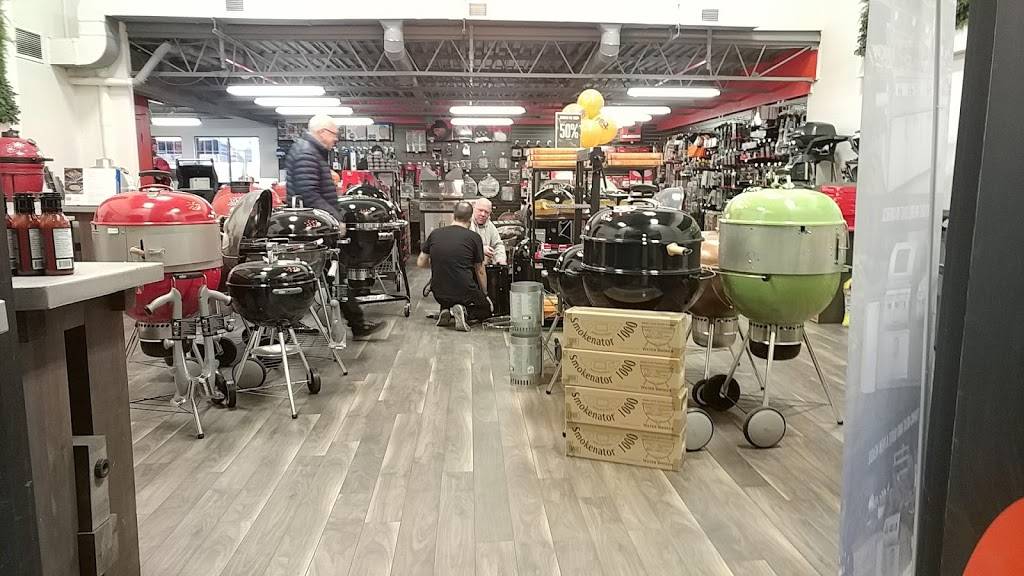 BBQ Quebec | restaurant | 472 Rue Jean-Neveu, Longueuil, QC J4G 1N8, Canada | 4506931227 OR +1 450-693-1227