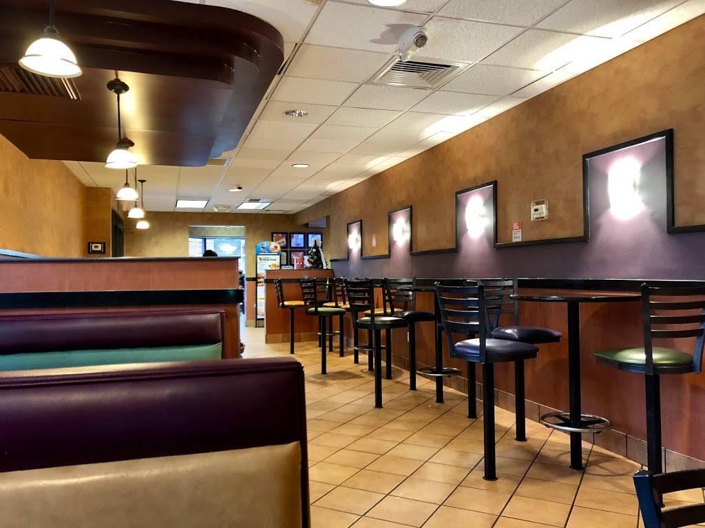 McDonalds | cafe | 745 W Pike St, Clarksburg, WV 26301, USA | 3046245151 OR +1 304-624-5151