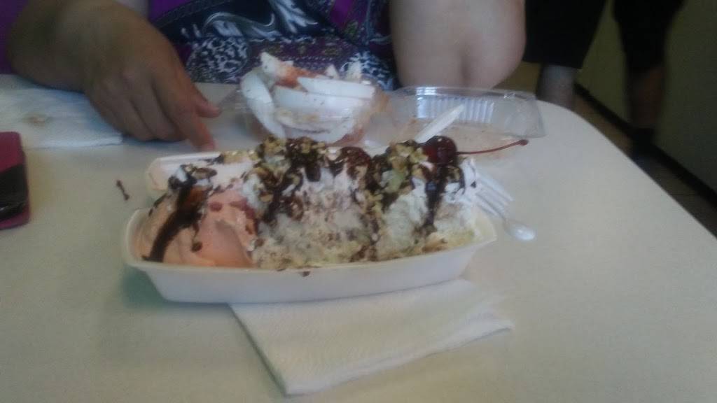 Paleteria La Pina Loca | restaurant | 14073 Main St #111, Hesperia, CA 92345, USA | 7602442697 OR +1 760-244-2697