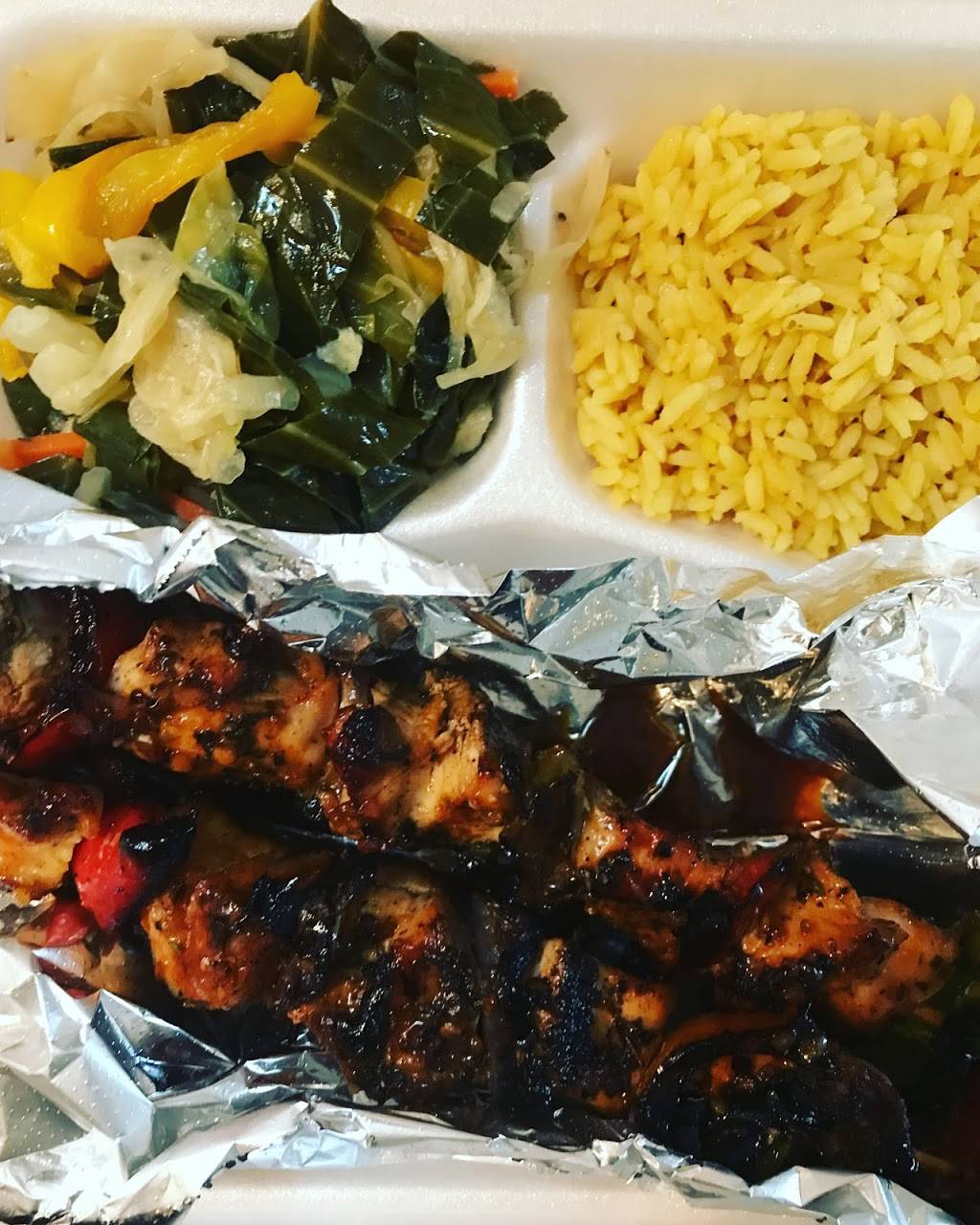 2 Potz & A Pan Eatery | restaurant | 6054 S Eberhart Ave, Chicago, IL 60637, USA | 7739664492 OR +1 773-966-4492