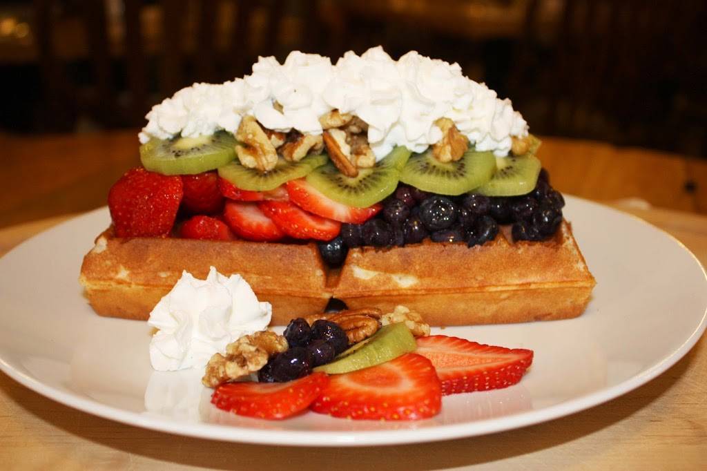 More Than Waffles | restaurant | 17200 Ventura Blvd #109, Encino, CA 91316, USA | 8187895937 OR +1 818-789-5937