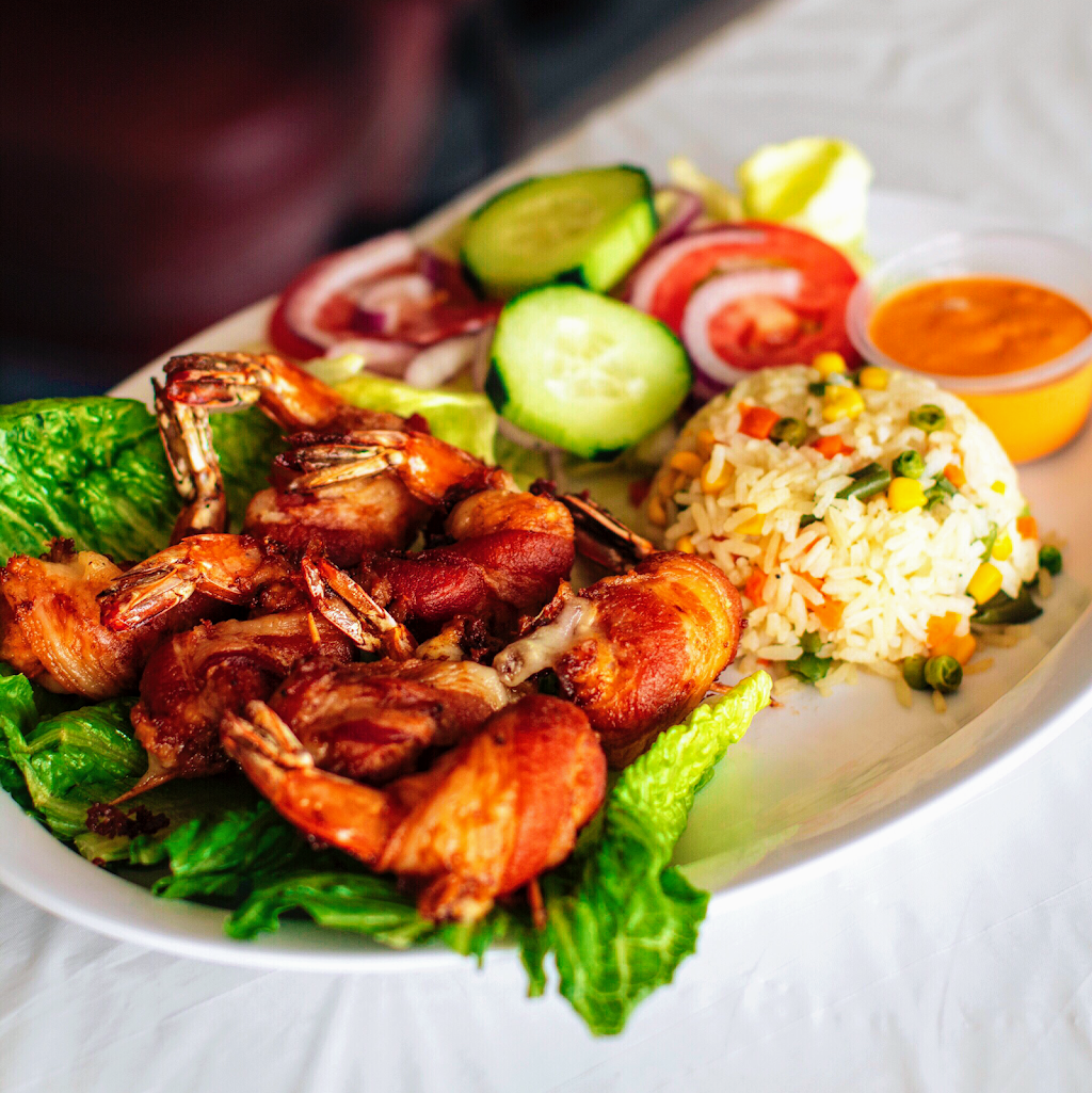 El Coco Loco Modesto | restaurant | 413 S Riverside Dr Suite B, Modesto, CA 95354, USA | 2096131462 OR +1 209-613-1462