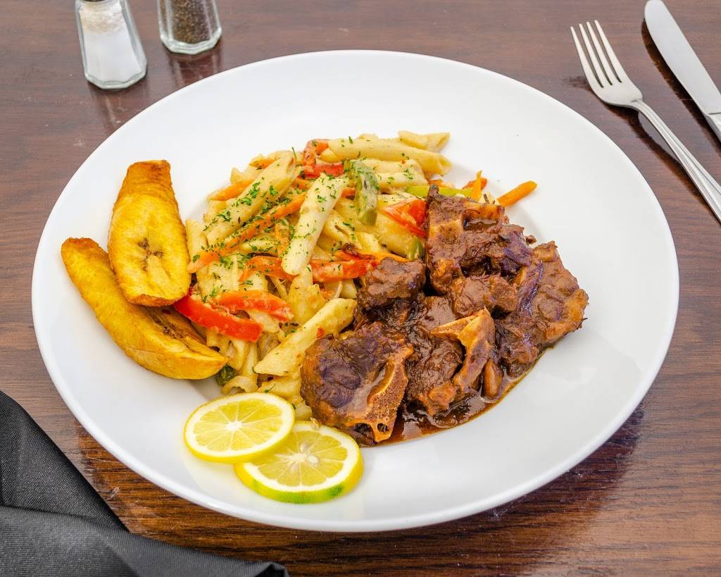 Island Cz Lounge | restaurant | 1440 Utica Ave, Brooklyn, NY 11203, USA | 3476736204 OR +1 347-673-6204