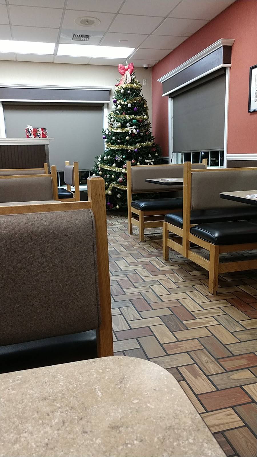 Lees Famous Recipe Chicken | restaurant | 728 Rolling Creek Dr, New Albany, IN 47150, USA | 8129442001 OR +1 812-944-2001