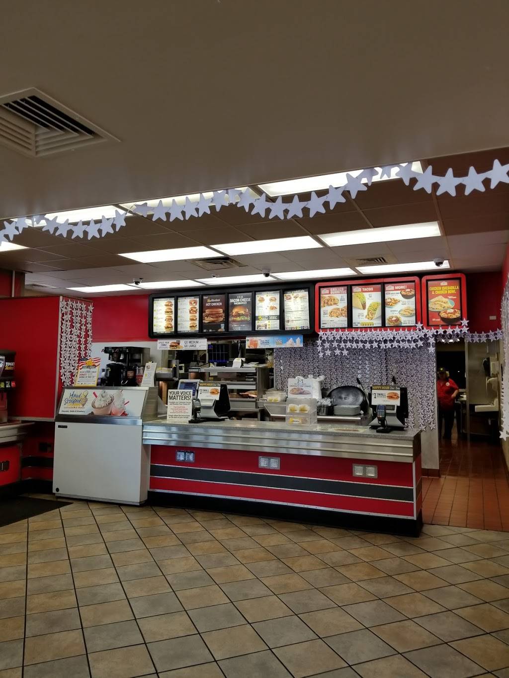 Hardees | restaurant | 401 W Dearborn St, Havana, IL 62644, USA | 3095433080 OR +1 309-543-3080