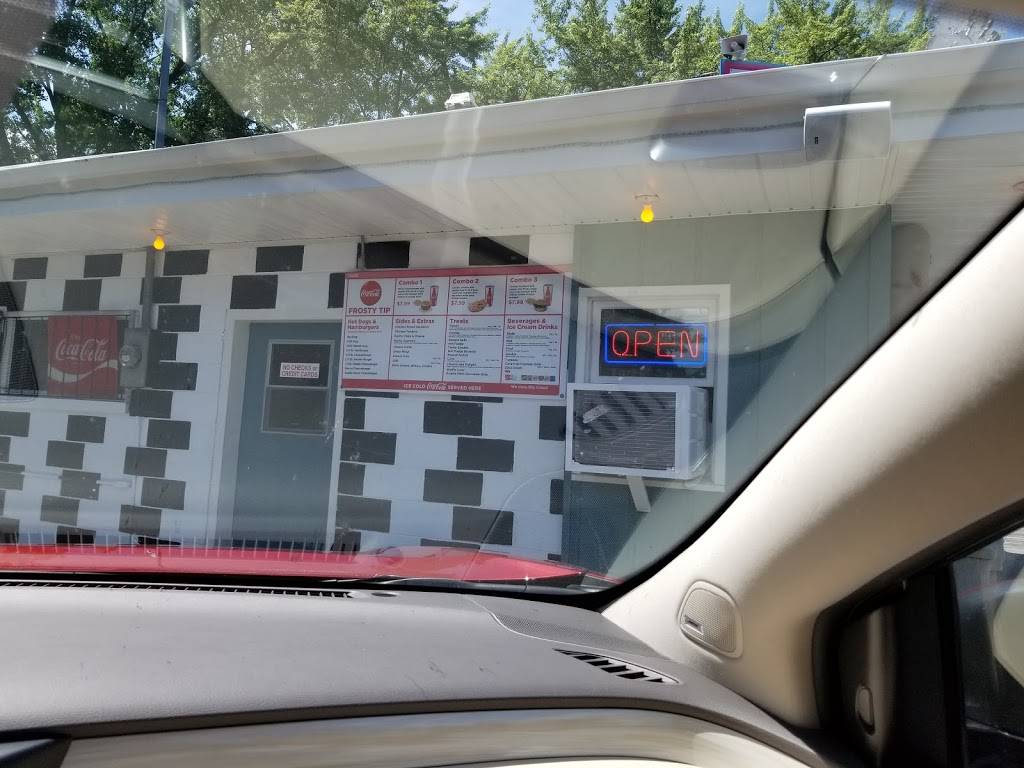 Depreys Frosty Tip | meal takeaway | 6390 Sturgeon Bay Rd, Luxemburg, WI 54217, USA | 9208669642 OR +1 920-866-9642