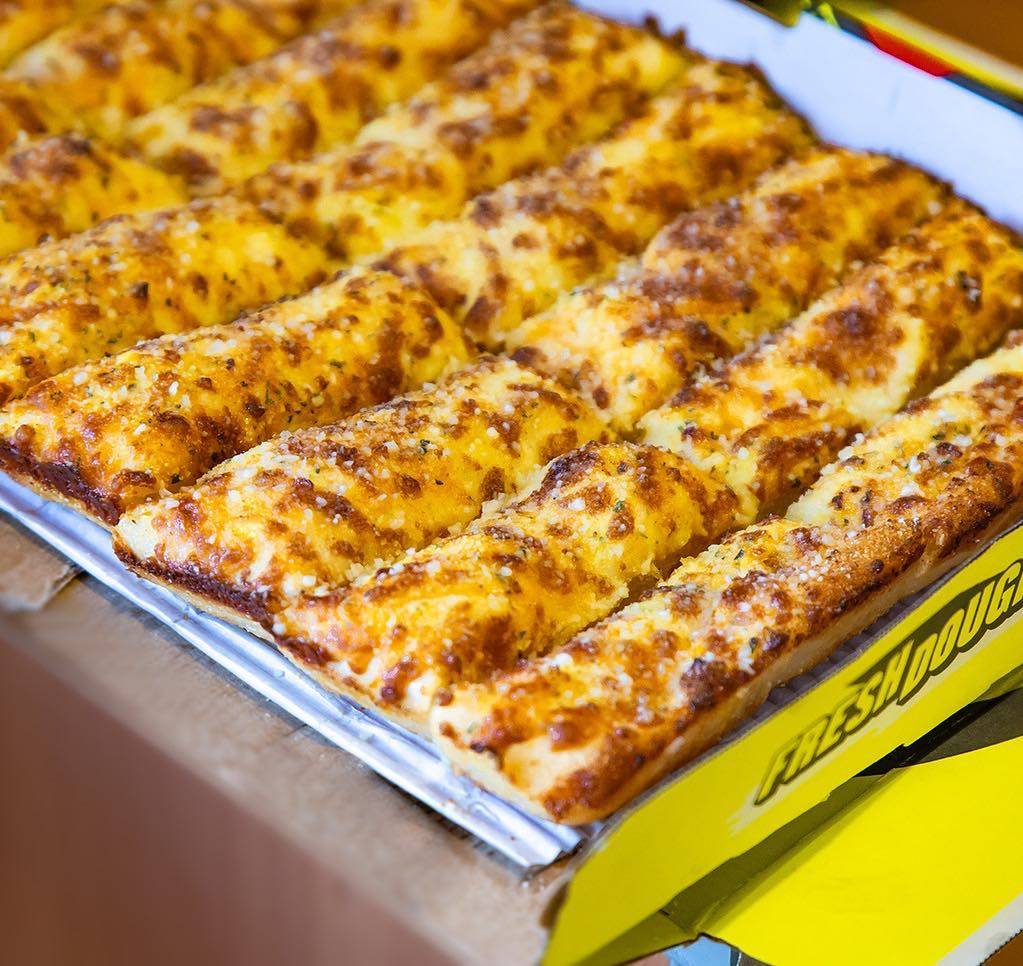 Hungry Howies Pizza | meal delivery | 4270 River Oaks Dr, Myrtle Beach, SC 29579, USA | 8438060008 OR +1 843-806-0008