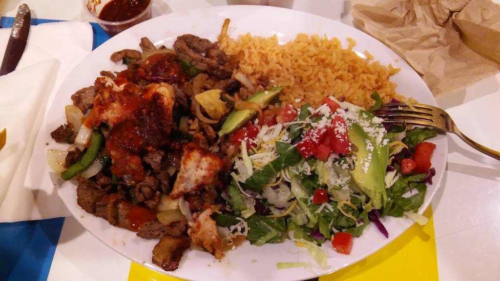 Villa Corona | restaurant | 1661 E Monte Vista Ave P105, Vacaville, CA 95688, USA | 7074511230 OR +1 707-451-1230