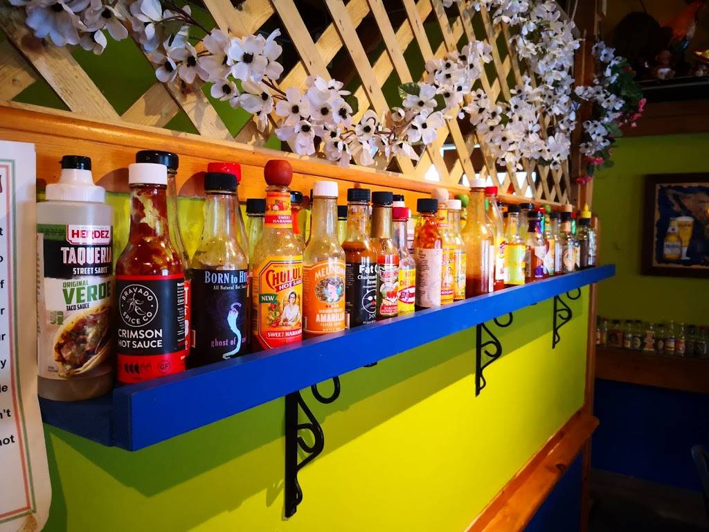 Gordos Burritos and Tacos | restaurant | 64 Freetown Rd, Raymond, NH 03077, USA | 6032443410 OR +1 603-244-3410