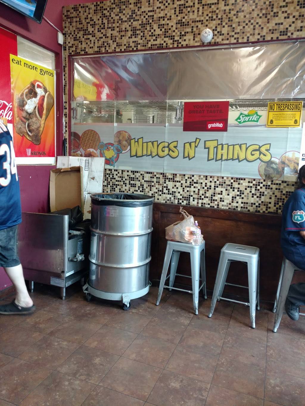 Jonah’s Cajun seafood | restaurant | 324 W Broadway Ave, Minneapolis, MN 55411, USA | 6125295555 OR +1 612-529-5555