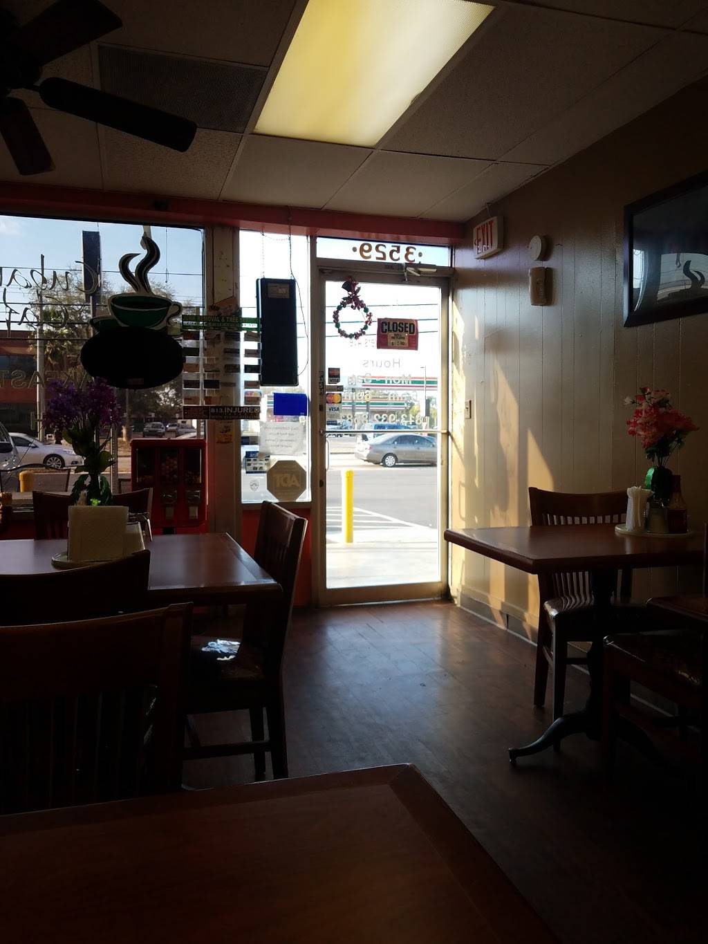 Pedro & Cary Sandwich Shop | restaurant | 3529 W Waters Ave, Tampa, FL 33614, USA | 8139328681 OR +1 813-932-8681