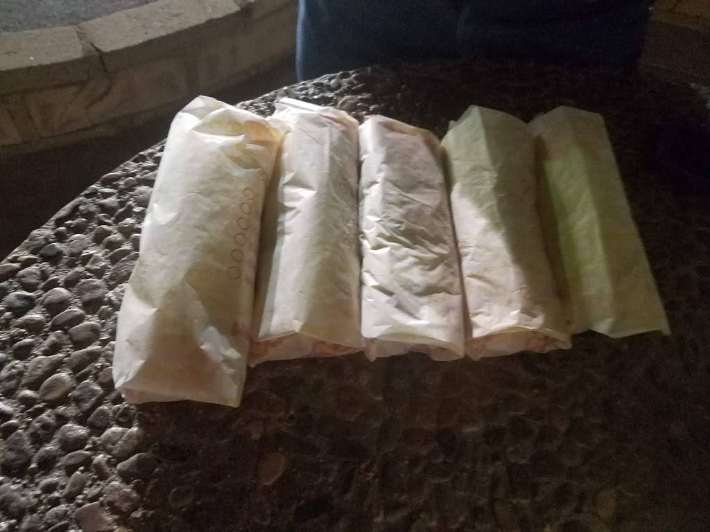 Albertos Mexican Food | restaurant | 3219, 1124 Orange St, Redlands, CA 92374, USA | 9093073285 OR +1 909-307-3285