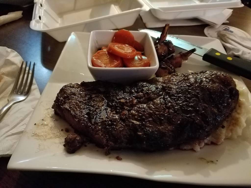 The Ivanhoe Pub & Eatery | restaurant | 231 Main St, Racine, WI 53403, USA | 2626374730 OR +1 262-637-4730