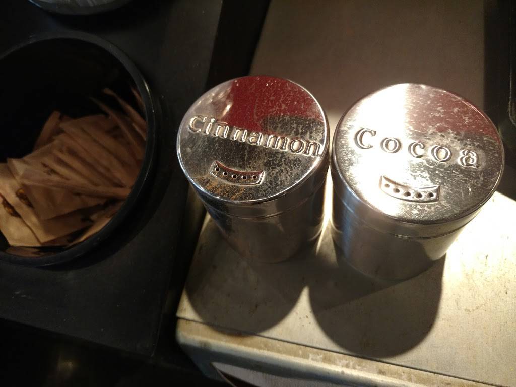 Cosi | meal takeaway | 77 Quaker Ridge Rd, New Rochelle, NY 10804, USA | 9146378300 OR +1 914-637-8300