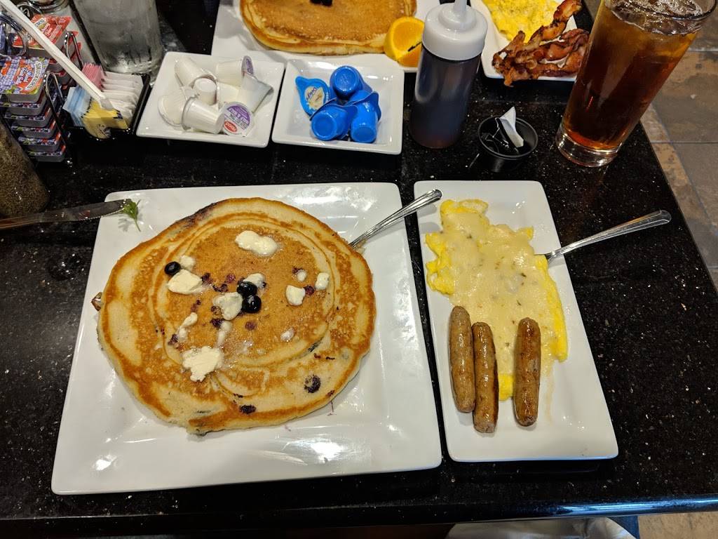 Kekes Breakfast Cafe | restaurant | 2427 SW 27th Ave, Ocala, FL 34471, USA | 3524567837 OR +1 352-456-7837