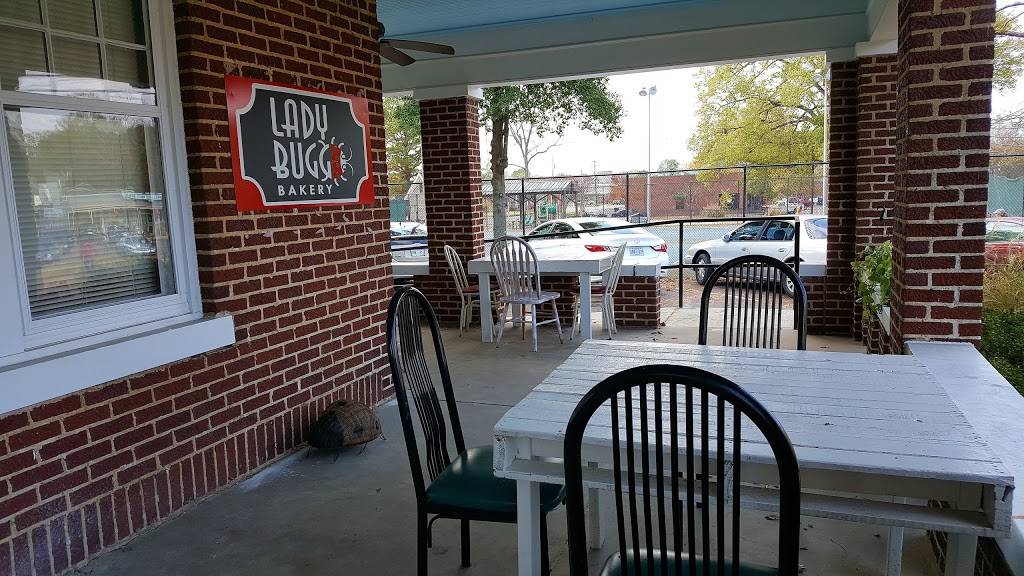 Lady Bugg Bakery | restaurant | 39 W Commerce St, Hernando, MS 38632, USA | 6624497000 OR +1 662-449-7000