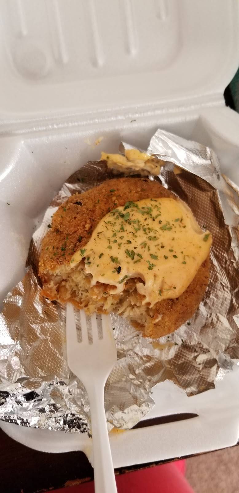 Shrimp Lips | restaurant | 1622 Parsons Ave, Columbus, OH 43207, USA | 6145960720 OR +1 614-596-0720