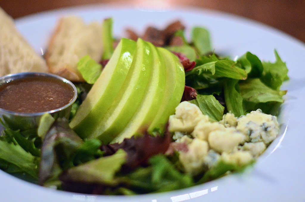 Ferrantes Marketplace Cafe | meal takeaway | 4516 S Regal St, Spokane, WA 99223, USA | 5094436304 OR +1 509-443-6304