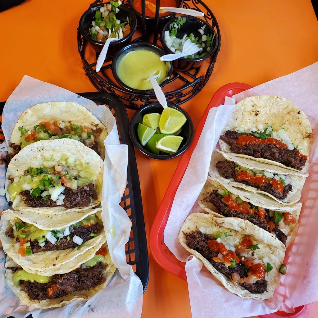 Tonys Barbacoa | restaurant | 12370 Edgemere Blvd #107, El Paso, TX 79938, USA | 9153074137 OR +1 915-307-4137
