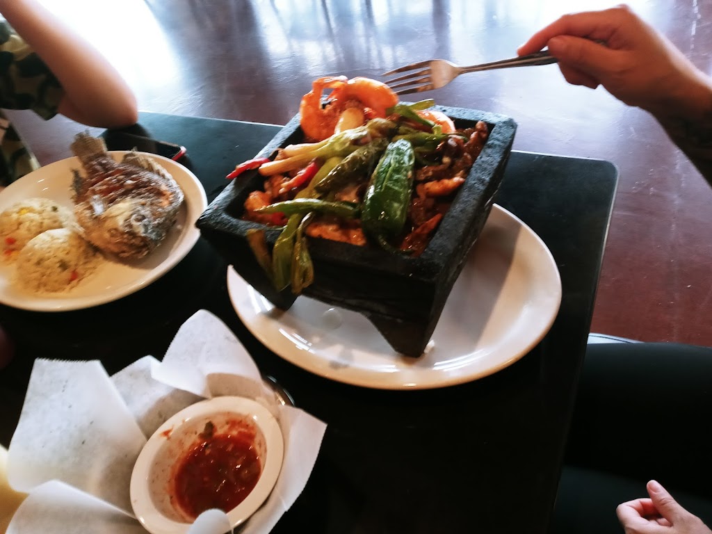 Santo Mar Mexican Grill | restaurant | 2445 E Thomas Rd, Phoenix, AZ 85016, USA | 6029554689 OR +1 602-955-4689