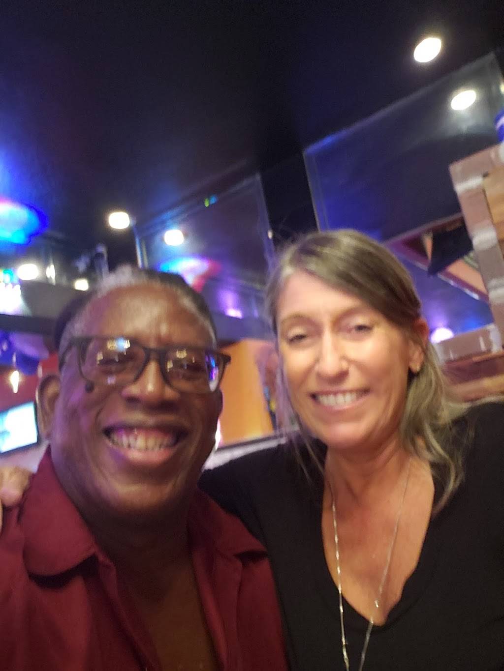 Shantels Lounge | restaurant | 5422 NW 7th Ave, Miami, FL 33127, USA | 3057516752 OR +1 305-751-6752