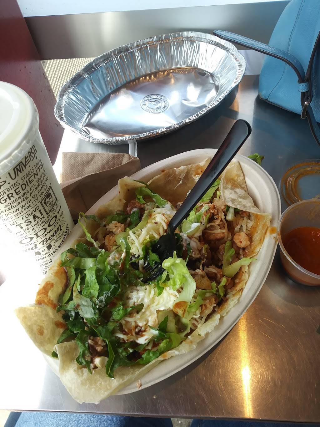 Chipotle Mexican Grill | restaurant | 801 Goucher Blvd, Towson, MD 21286, USA | 4102961742 OR +1 410-296-1742