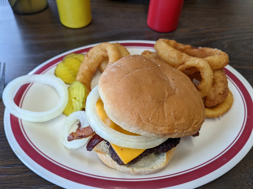 JJs Restaurant | restaurant | 505 E 15th St, Eads, CO 81036, USA | 7194382002 OR +1 719-438-2002