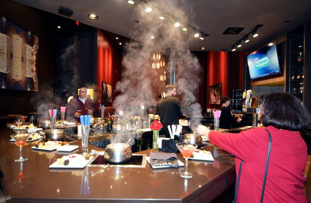 The Melting Pot | restaurant | 584 NJ-38, Maple Shade Township, NJ 08052, USA | 8567937033 OR +1 856-793-7033