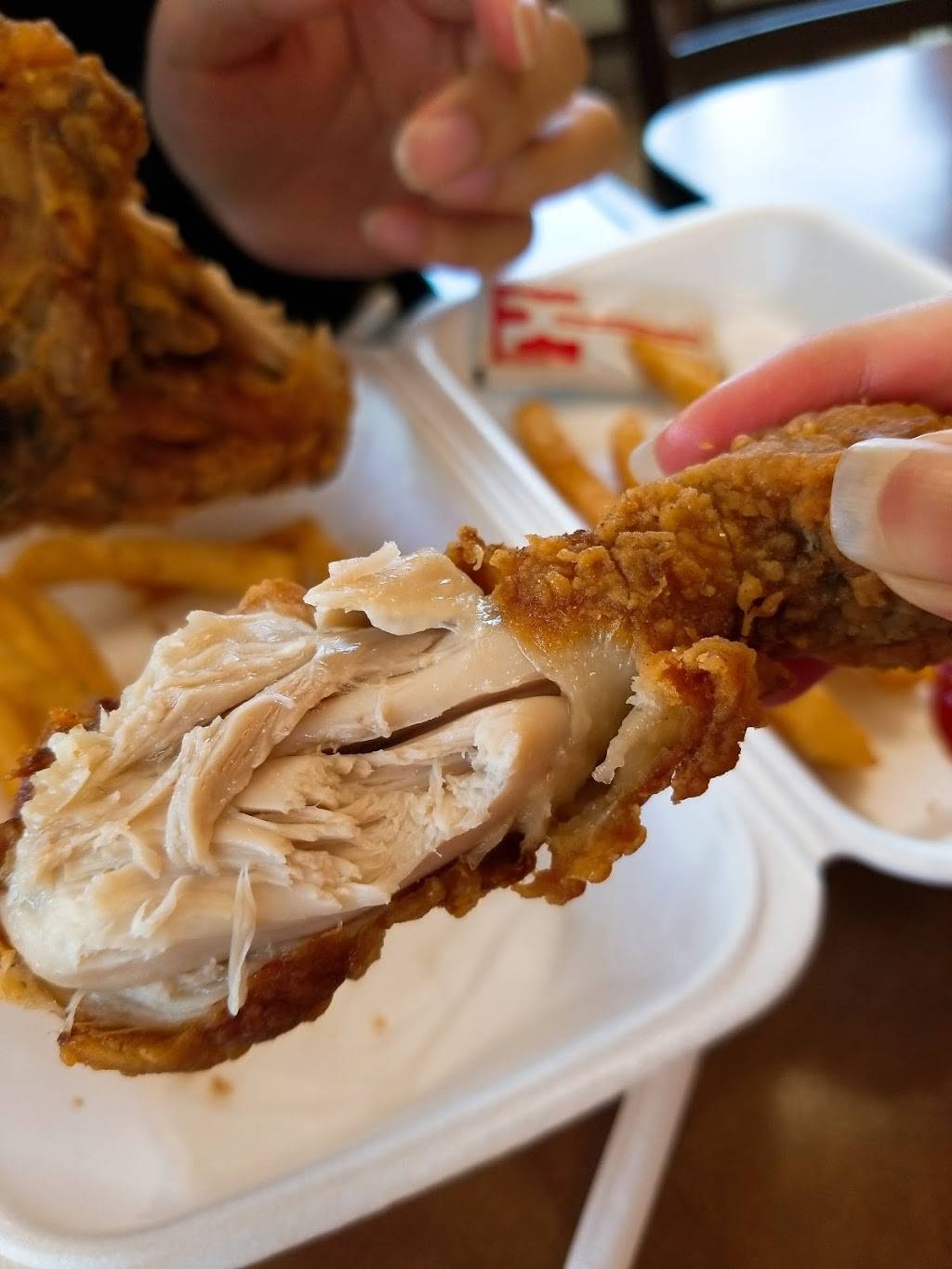 4C Broast Chicken | restaurant | 1093 OConnor Dr, East York, ON M4B 2T1, Canada | 4167554488 OR +1 416-755-4488