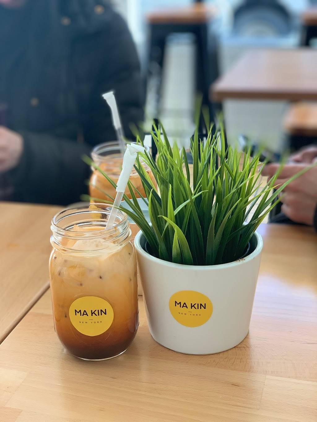 Ma Kin | restaurant | 74-19 Metropolitan Ave, Queens, NY 11379, USA | 3475071234 OR +1 347-507-1234