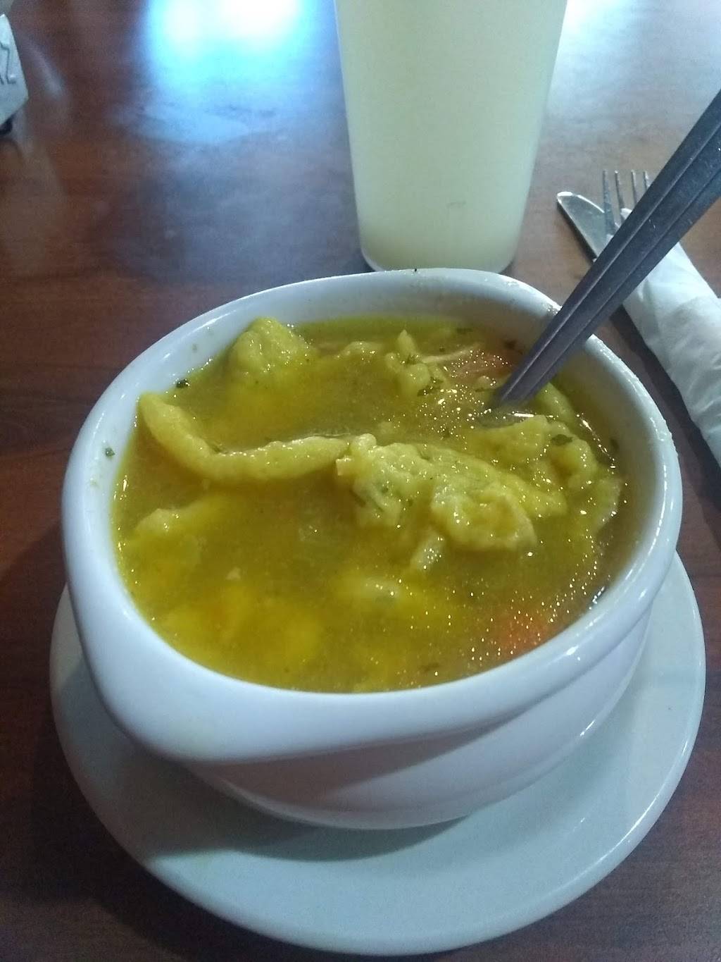 Izzys Dockside Diner & Pub | restaurant | 186 Broadway St, Berlin, WI 54923, USA | 9203617693 OR +1 920-361-7693