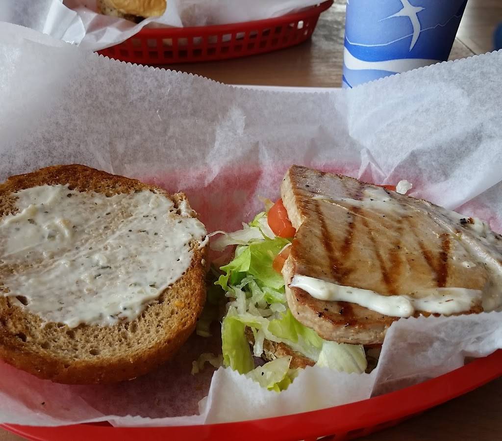 The Hat Chicago | restaurant | 1604 W North Ave, Chicago, IL 60622, USA | 7733425000 OR +1 773-342-5000