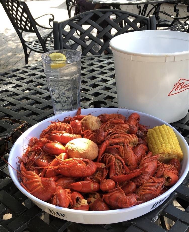 The Francis Southern Table & Bar | restaurant | 6747 US-61, St Francisville, LA 70775, USA | 2256350033 OR +1 225-635-0033