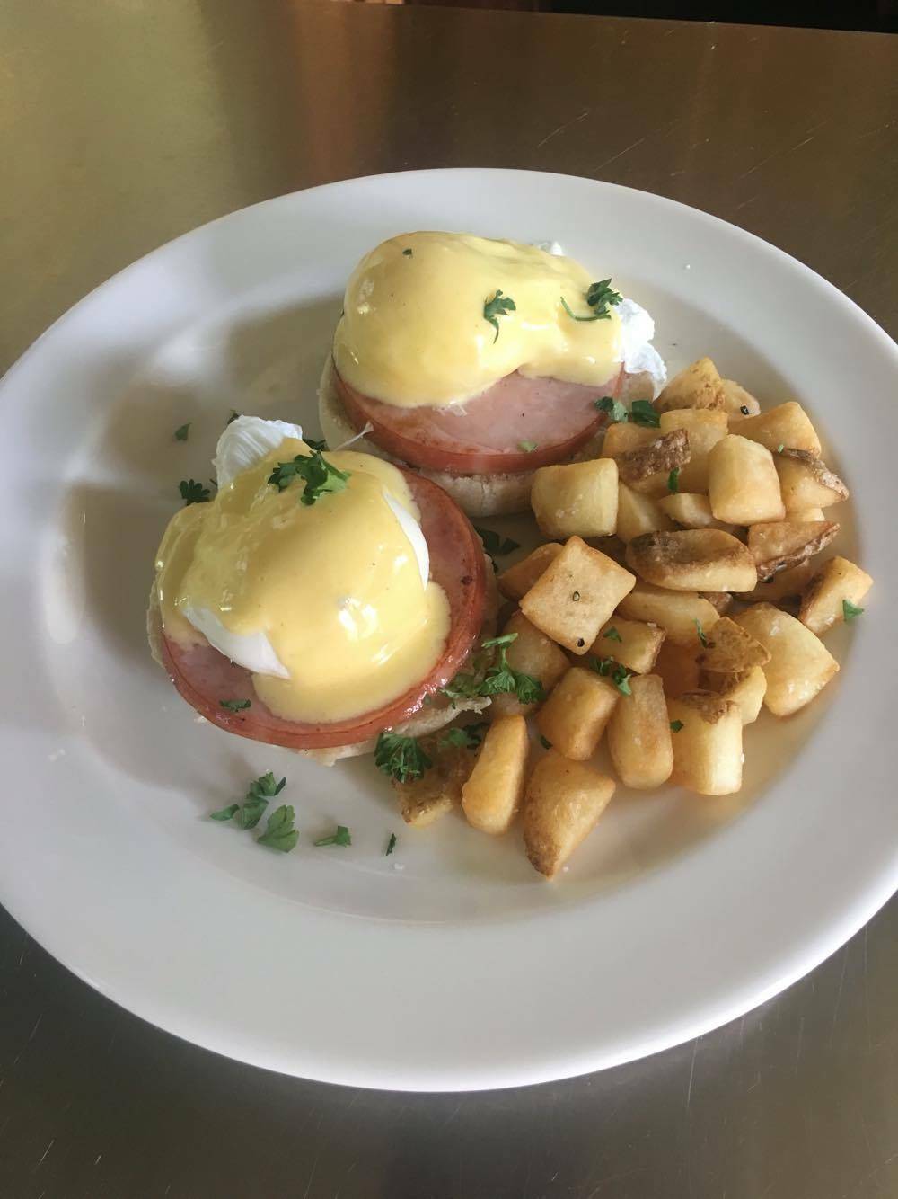 Tamaqua Station | restaurant | 18 N Railroad St, Tamaqua, PA 18252, USA | 5706683800 OR +1 570-668-3800