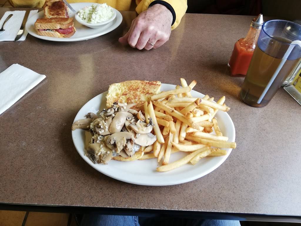 Daves Diner | restaurant | 2251 NY-5, Utica, NY 13502, USA | 3157354332 OR +1 315-735-4332