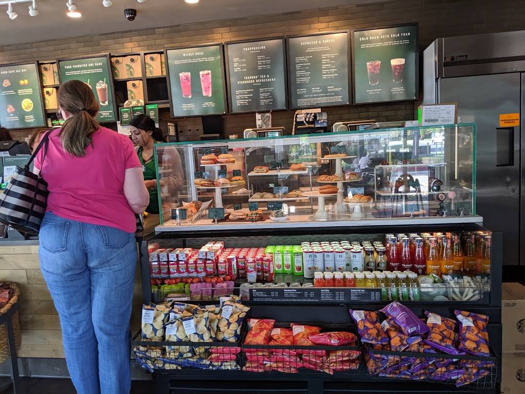 Starbucks | cafe | 2155 Town Center Plaza #190, West Sacramento, CA 95691, USA | 9163712137 OR +1 916-371-2137