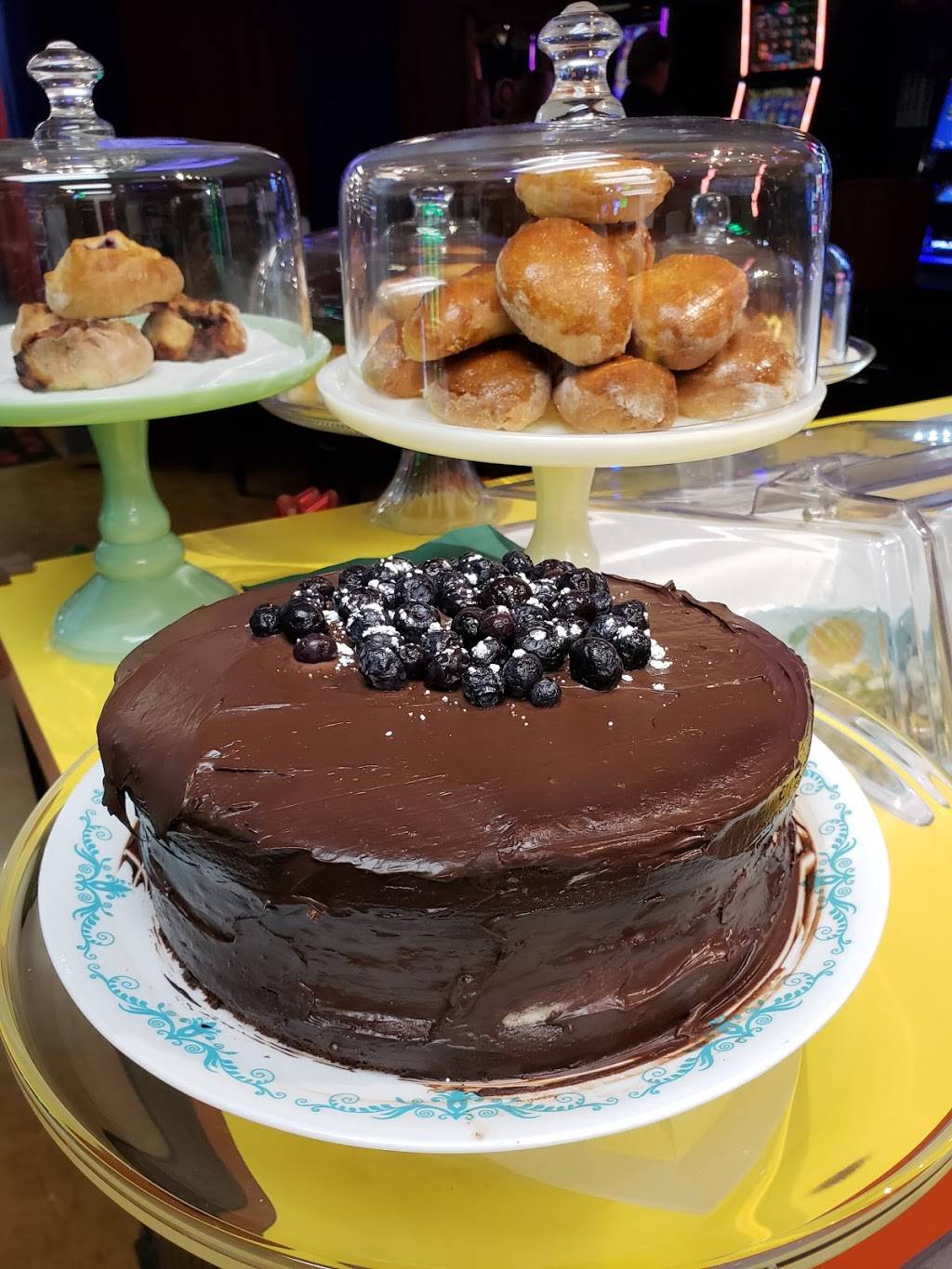 Cherries | restaurant | 2101 Bailey Hill Rd suite e, Eugene, OR 97405, USA | 5413575280 OR +1 541-357-5280