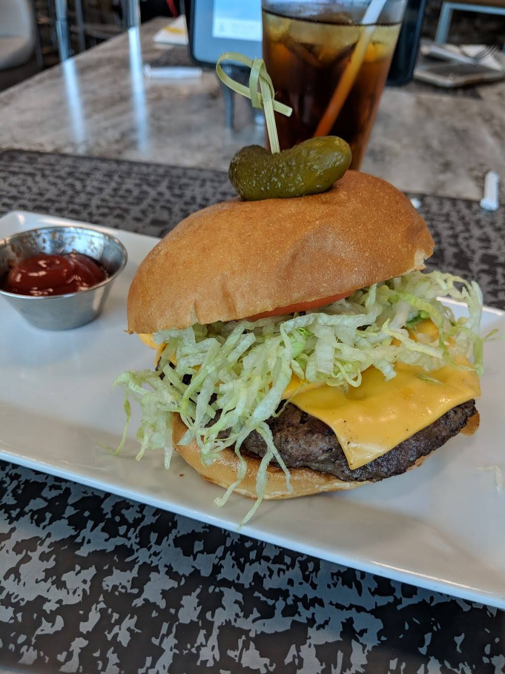 Nobel Burger Bar | restaurant | 6301 Silver Dart Dr, Mississauga, ON L5P 1B2, Canada | 8665083558 OR +1 866-508-3558