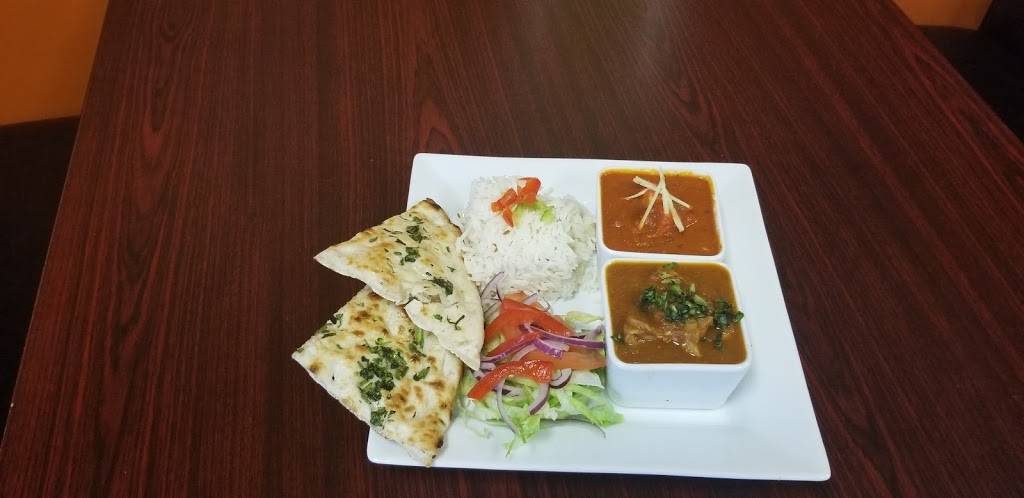 Kurry Houzz & Grill | restaurant | 427 St Clair St, Chatham, ON N7L 3K4, Canada | 5193513999 OR +1 519-351-3999