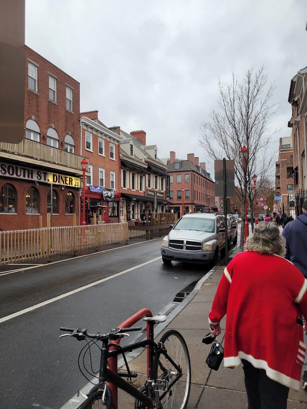 Paddy Whacks Irish Sports Pub - South Street | restaurant | 150 South St, Philadelphia, PA 19147, USA | 2154647544 OR +1 215-464-7544