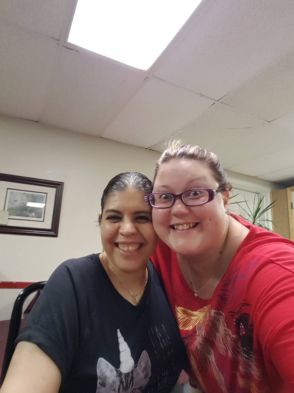 Dos Charros Tex mex | restaurant | 400 W Lennon Dr, Emory, TX 75440, USA | 9034730007 OR +1 903-473-0007