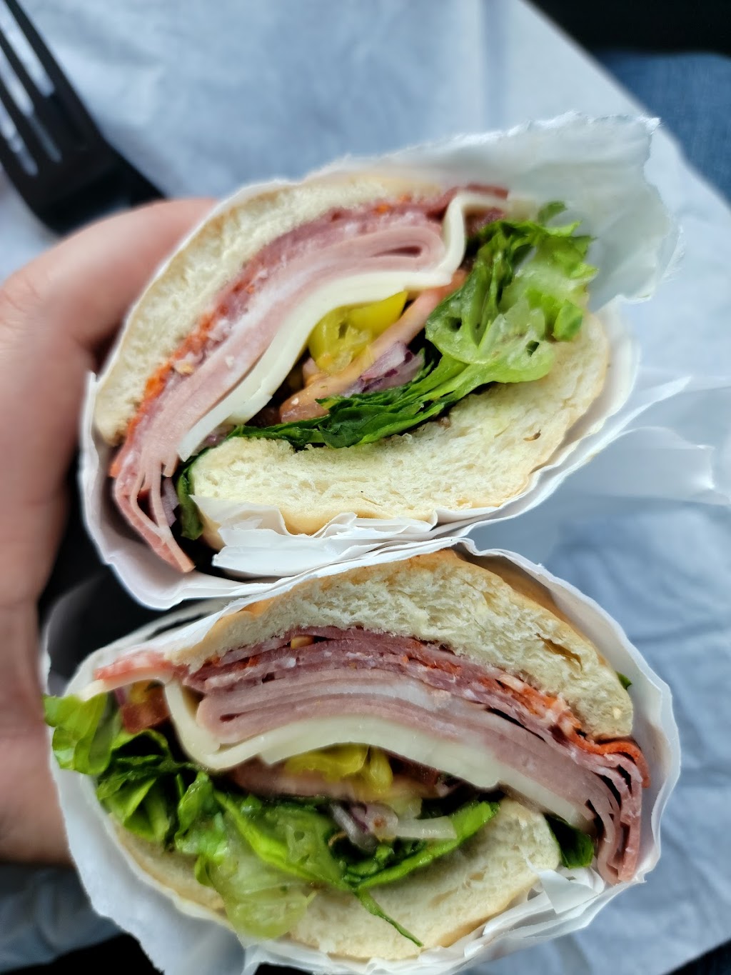 The Hut | restaurant | 3120 AZ-95, Bullhead City, AZ 86442, USA | 9285424587 OR +1 928-542-4587