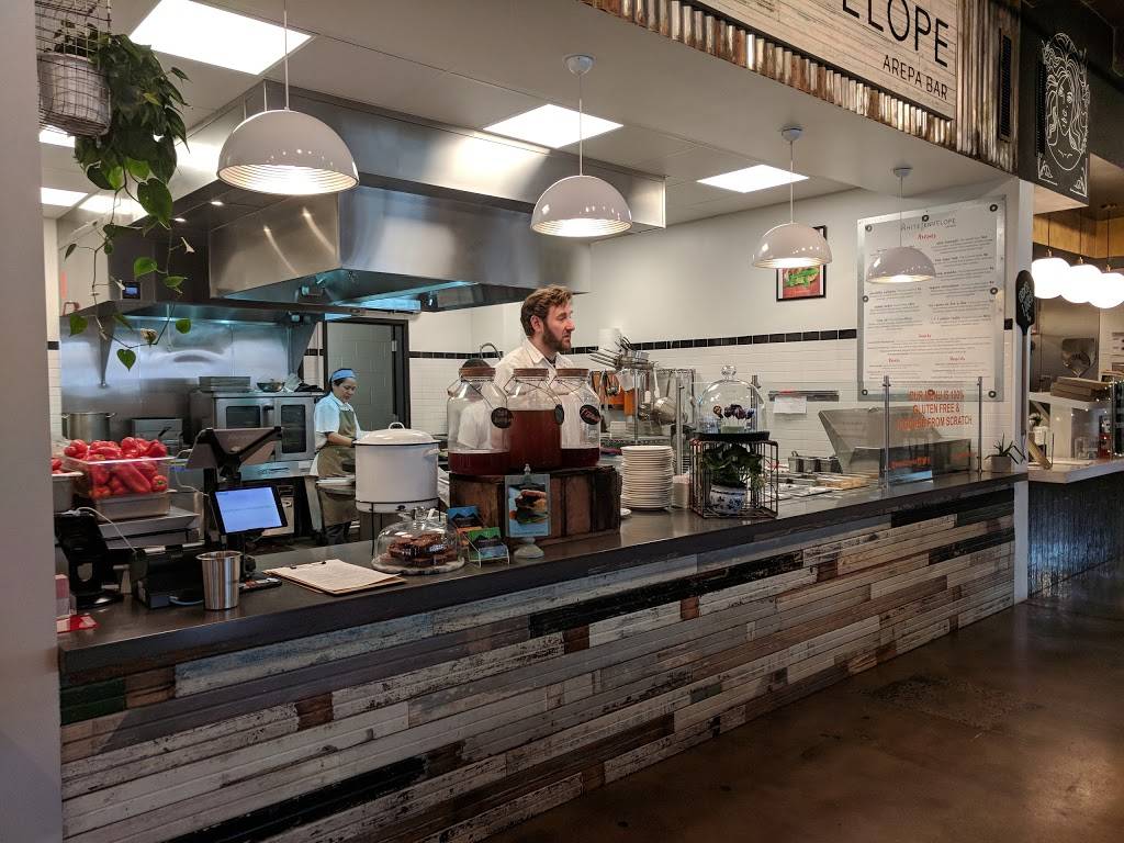 White Envelope Arepa Bar | restaurant | R. House, 301 W 29th St Suite 1006, Baltimore, MD 21211, USA | 4436811906 OR +1 443-681-1906